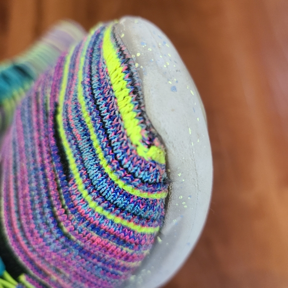 NIKE FreeRn Motion 2016 FLYKNIT Neon Rainbow Slip On Lace Up Womens Shoes Size 6 - Picture 2 of 15